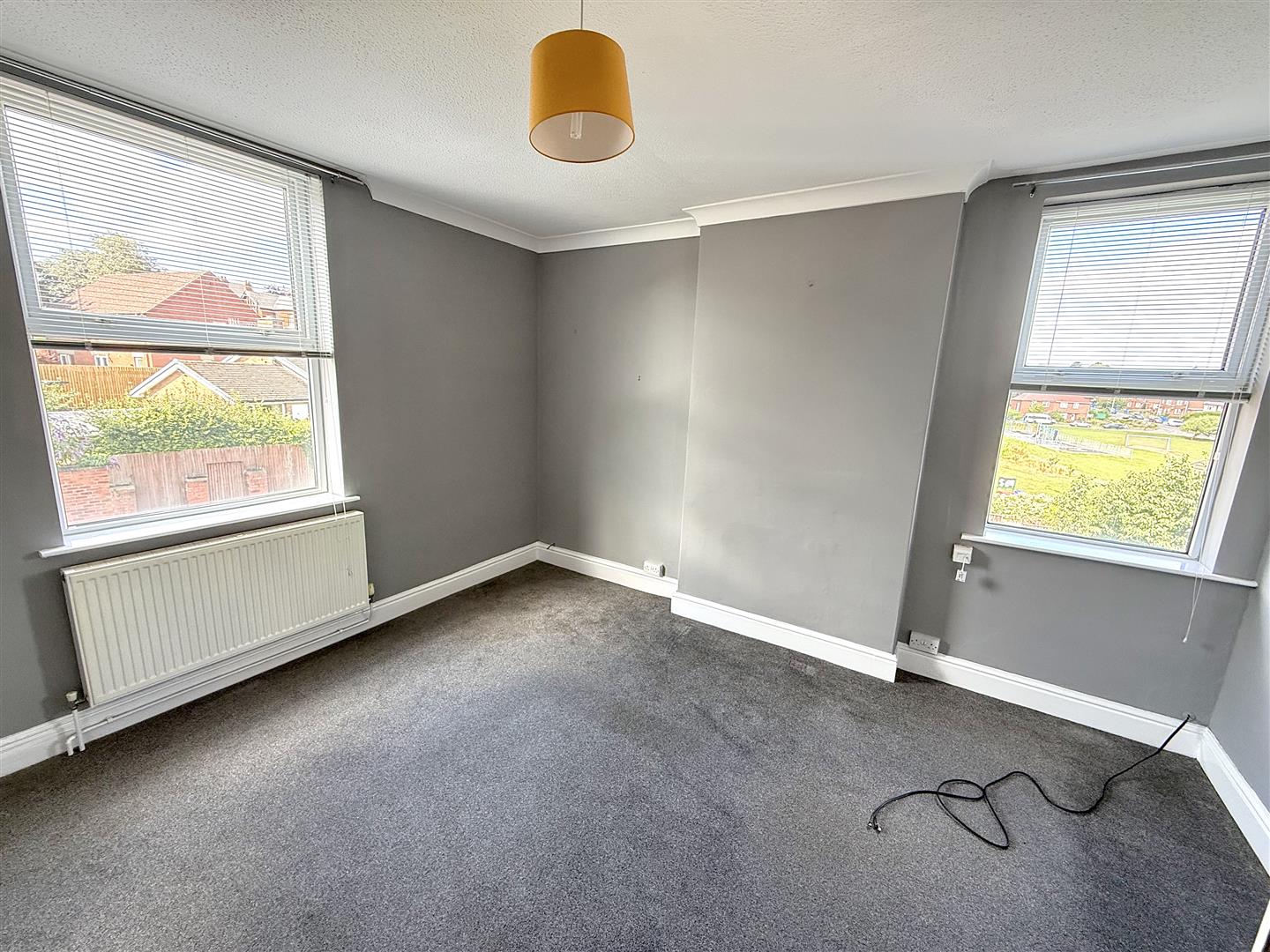 1 bed property in Newbold Road, Chesterfield